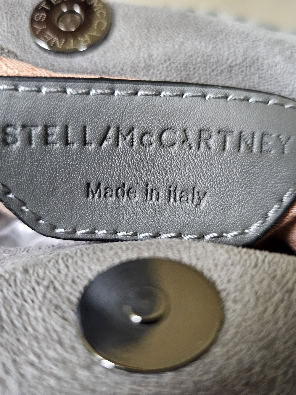 Gray Chain-Trim Suede Crossbody Bag - Picture 6 of 11
